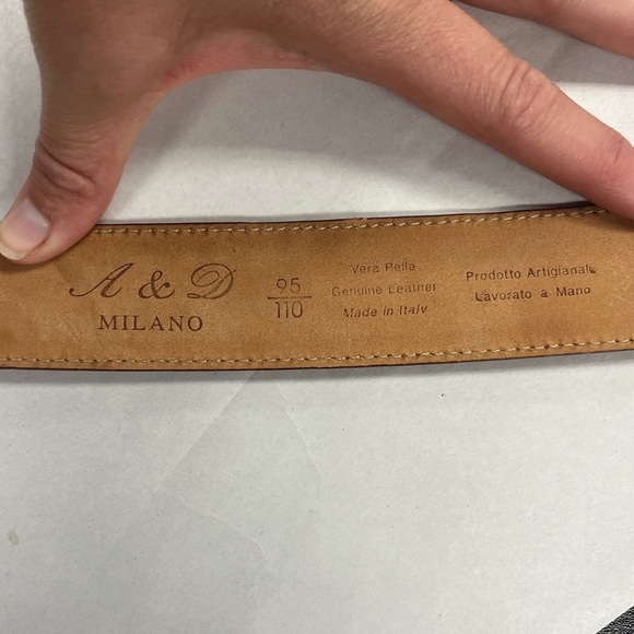 A & D Milano Tan Italian Leather Belt with Solid Brass Silver Tone Hardware 45" - Picture 6 of 9